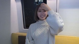 い年下の男の子が大好物なド淫乱爆乳女教師のおっぱい淫語授業